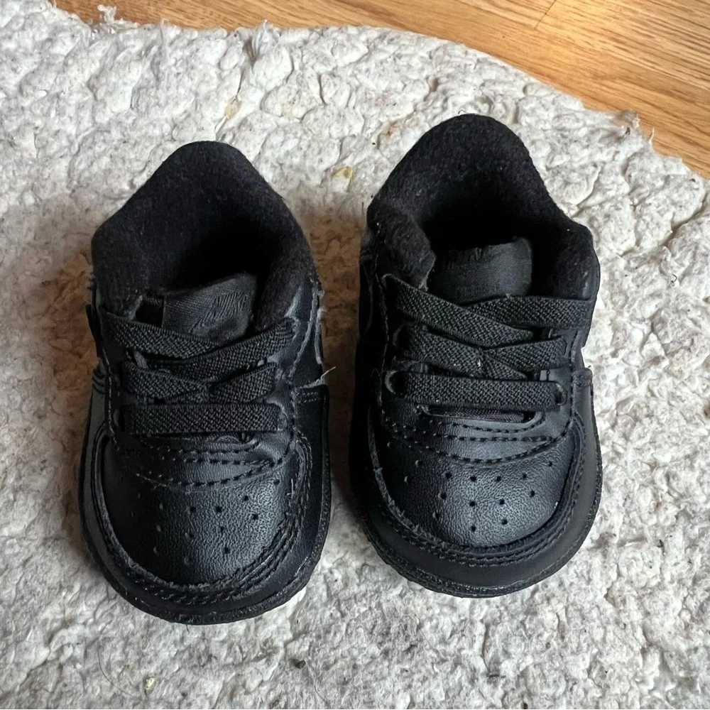 Nike Solid Black Air Force 1 Af1 Crib Style Shoes Size 1C